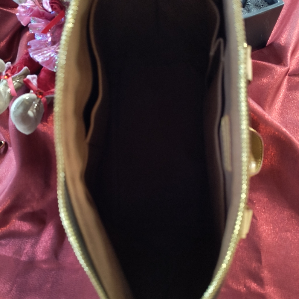 Authentic🥂🎁 PRISTINE Palermo PM Discontinued & Timeless LV Louis Vuitton - Picture 11 of 16